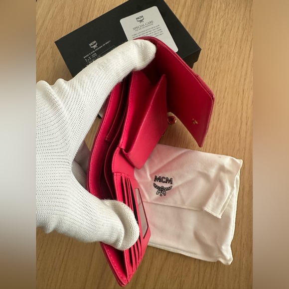 Mcm short wallet - Picture 8 of 8